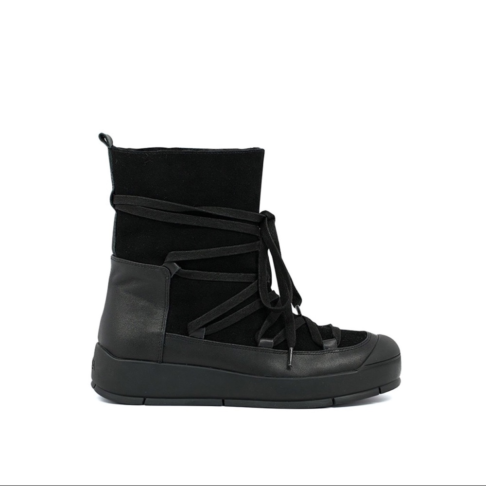 ATELJE 71 Monte Shearling and Leather Boot